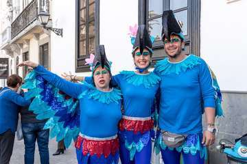 El Carnaval 'okupa' las calles del casco antiguo de la capital (Foto José Francisco Fernández Belda)
